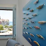 Leone Sea View Apartment